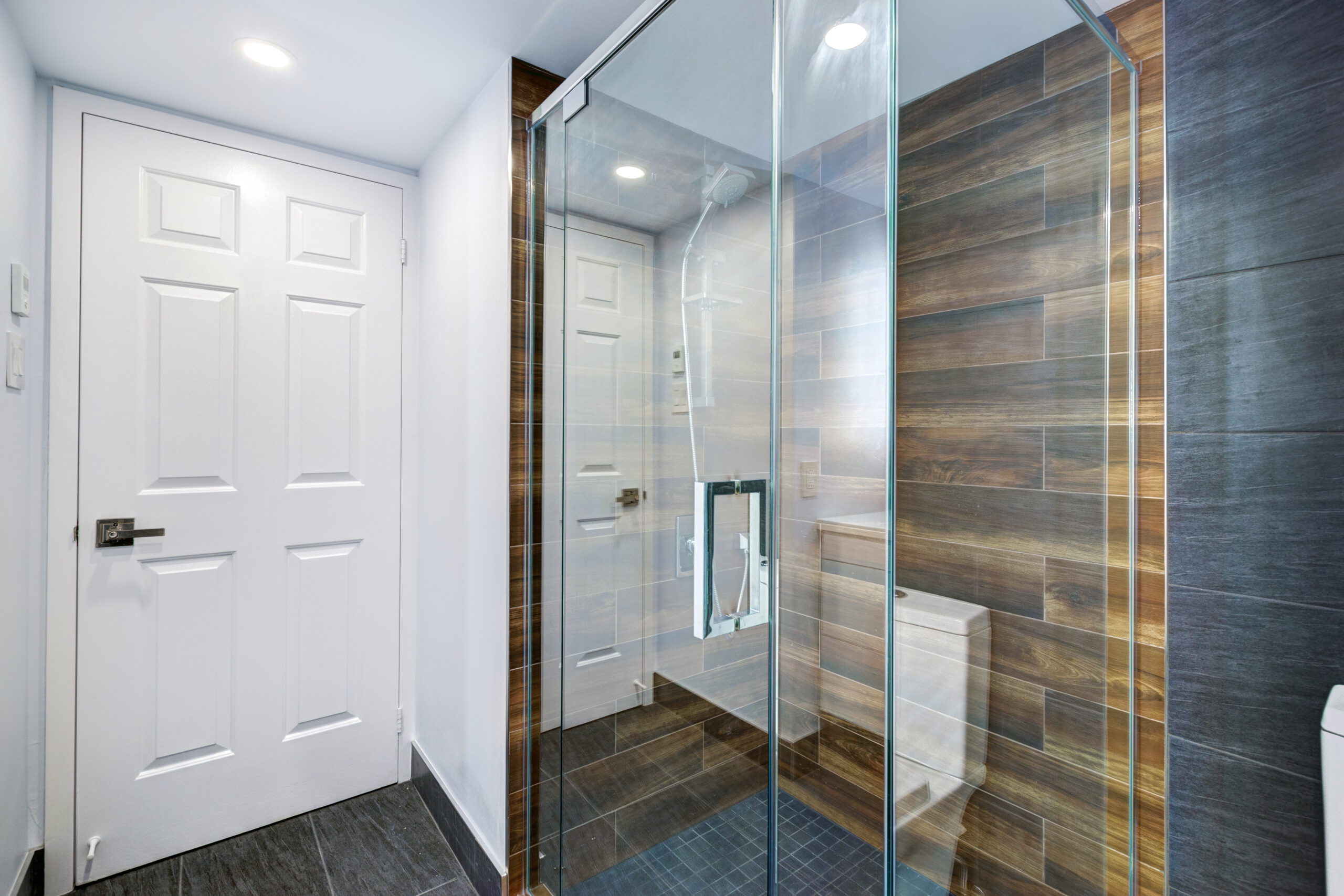 Custom frameless shower installation serving Cape Town and Johannesburg